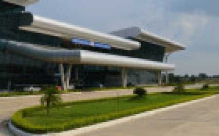 MP News: ग्राहक संतुष्टि सर्वेक्षण में खजुराहो एयरपोर्ट को देश में 8वें स्थान पर, जबलपुर एयर पोर्ट 22वें स्थान पर