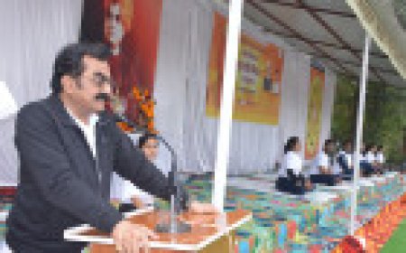 Jabalpur News: युवा दिवस पर बोले मंत्री सिंह; सूर्य नमस्कार अर्थ उर्जा का उद्गम और युवाओं का अर्थ ऊर्जा का प्रवाह