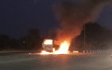 Jabalpur News: नेशनल हाईवे में प्रदूषण जांच वैन पर पेट्रोल डालकर बदमाशों ने लगाई आग