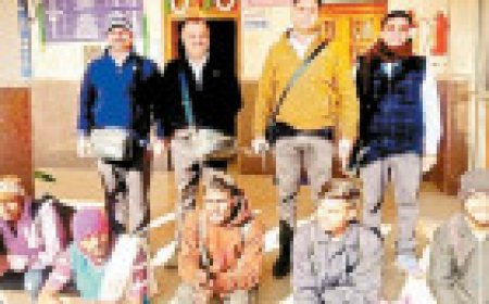 Jabalpur News: देवरी रेलवे स्टेशन पर 50 टीटीई ने घेराबंदी कर की टिकट चेकिंग ,16 ट्रेनों से पकड़े 250 से अधिक बगैर टिकट यात्री