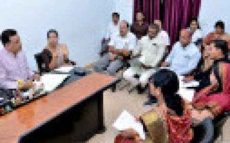 Jabalpur News: डोर टू डोर कचरा कलेक्शन फिर  ठेकेदारों  के हवाले