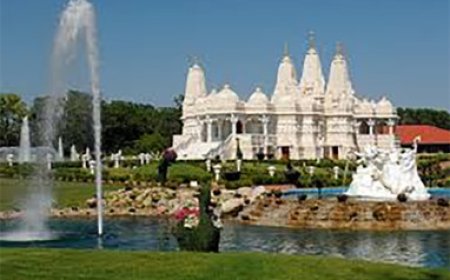 अमेरिका के स्वामीनारायण मंदिर पर हुआ हमला, दीवारों पर लिखी आपत्तिजनक बातें  भारत सरकार का किया जिक्र