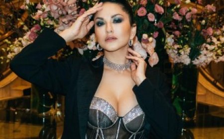 सनी का फैंस को good morning