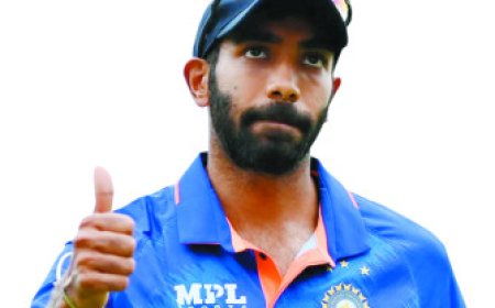 बुमराह ने आईपीएल में चटकाया फिफर