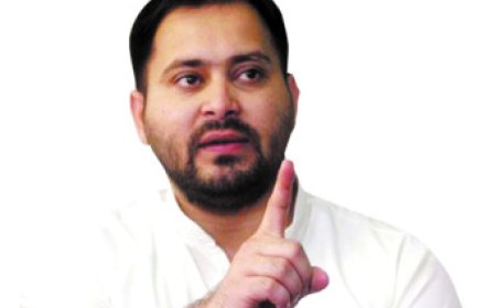 केवल बेकार की बातें करती है भाजपा तेजस्वी बोले- जनता से नाक रगड़ कर माफ़ी मांगे भाजपाई