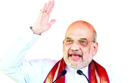 शाह ने आतंकवाद खत्म करने की दी गारंटी मनसुख मंडाविया के समर्थन में अमित शाह ने की रैली