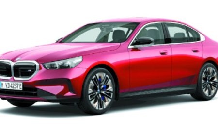 आ गई बीएमडब्ल्यू की नई इलेक्ट्रिक कार, अनलिमिटेड बैटरी वारंटी