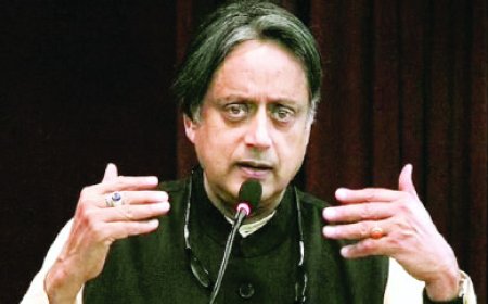 दक्षिण भारत को लेकर कांग्रेस नेता थरूर का तंज  भाजपा का मजबूत प्रदर्शन का दावा उसके प्रचार तंत्र का नतीजा