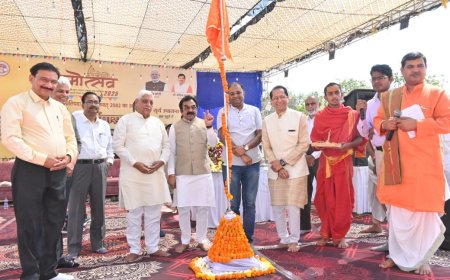 Jabalpur News: "विक्रम संवत हमारा गौरव, मात्र कालगणना और धार्मिक अनुष्ठान्न नहीं" ब्रह्म ध्वज की स्थापना समारोह का शुभारम्भ कर बोले मंत्री राकेश सिंह