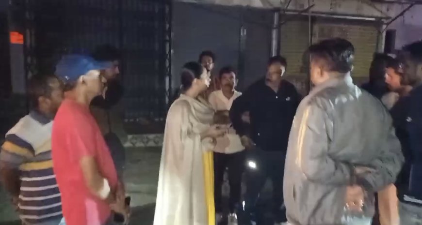 Jabalpur News: नगर निगम के गढ़ा जोन कार्यालय में आग लगने से खाक हुए दस्तावेज, कमिश्नर खुद पहुंची मौके पर