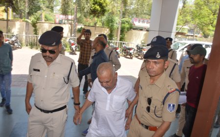 Jabalpur News: जॉय स्कूल के संचालक अखिलेश मेबन को ट्रांजिट रिमांड पर जबलपुर लेकर पहुंची पुलिस