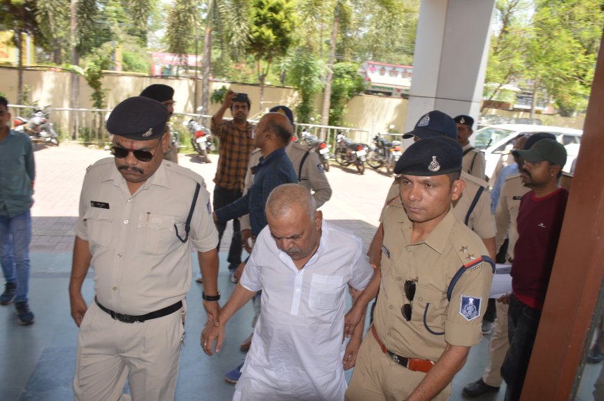 Jabalpur News: जॉय स्कूल के संचालक अखिलेश मेबन को ट्रांजिट रिमांड पर जबलपुर लेकर पहुंची पुलिस