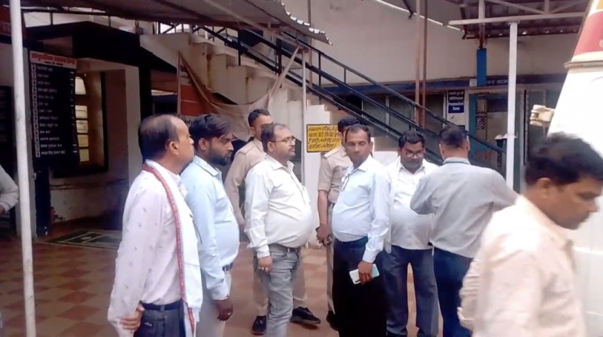 Jabalpur News: शादी समारोह के दौरान जर्जर मकान की गिरी छत, 4 घायल