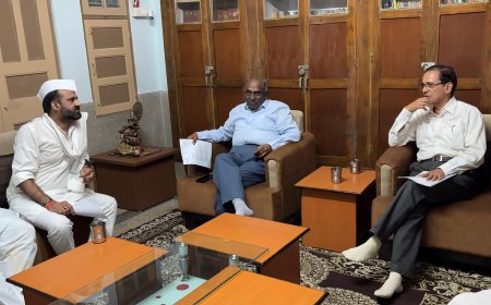 Jabalpur News: कांग्रेस नेता प्रार्थना पत्र लेकर पहुंचे आरएसएस कार्यालय केशव कुटी, भाजपा नेताओं के बयानों पर खड़े किए सवाल