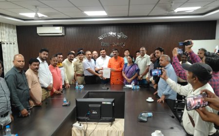 Jabalpur News: पुलिस अधीक्षक कार्यालय पहुंचे भाजपा नेता, डिप्टी सीएम देवड़ा के वायरल वीडियो के जांच की उठाई मांग