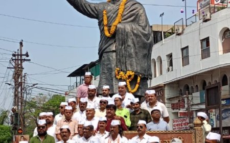 Jabalpur News: पूर्व प्रधानमंत्री स्वर्गीय राजीव गांधी की पुण्यतिथि पर कांग्रेस पार्टी ने किया याद, प्रतिमा स्थल पर दी पुष्पांजलि