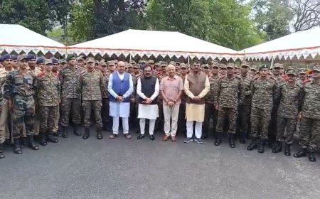 Jabalpur News:मंत्री राकेश सिंह ने वीर सैनिकों के साथ बैठकर सुनी पीएम मोदी की "मन की बात"