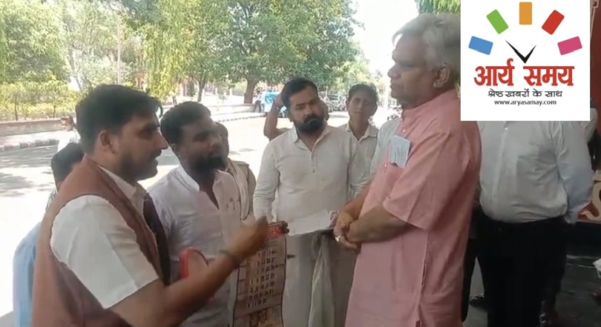 Jabalpur News: 3 महीने बाद भी LLB के परीक्षा परिणाम घोषित नहीं कर पाया RDVV, घड़ी-कैलेंडर लेकर पहुंचे विधि छात्रों ने घेरा विश्वविद्यालय