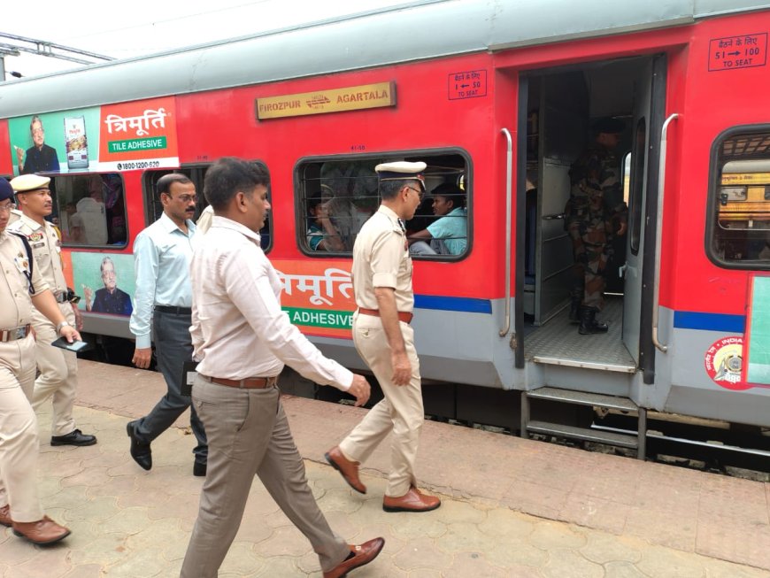Jabalpur News: एक्सप्रेस ट्रेन में हथियारों का जखीरा पकड़ाया, जबलपुर आरपीएफ ने बढ़ाई निगरानी