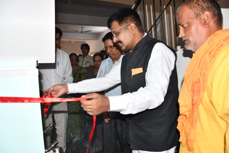Jabalpur News: अखिल भारतीय दर्शन परिषद के पूर्व राष्ट्रीय अध्यक्ष डॉ. दुबे की स्मृति में आरडीयू में लगाया गया वाॅटर कूलर