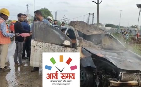 Jabalpur News: अचानक धूं-धूं कर जलने लगी कार, जबलपुर -कटंगी मार्ग पर घंटों लगा रहा जाम