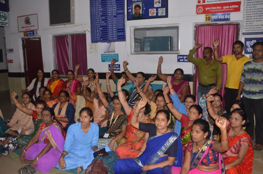 Jabalpur News: लेडी एल्गिन हाॅस्पिटल के सफाई कर्मी हड़ताल पर, ठेकेदार ने नहीं दिया महीनों से वेतन... प्रसूताओं को मेडिकल किया रेफर
