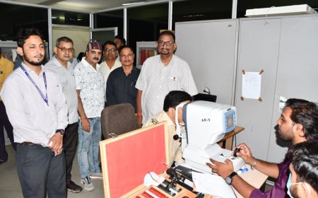 Jabalpur News: आरडीयू में आयोजित हुआ निःशुल्क नेत्र परीक्षण शिविर, कुलगुरु बोले; नेत्र शरीर का महत्वपूर्ण अंग, देखभाल में न हो लापरवाही
