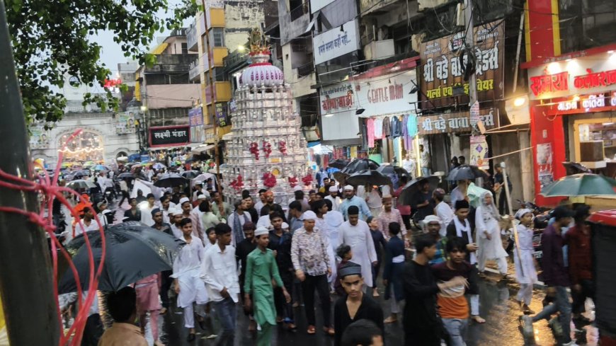 Jabalpur News: बारिश भी नहीं रोक पाई 'मोहब्बतें हुसैन' का सैलाब