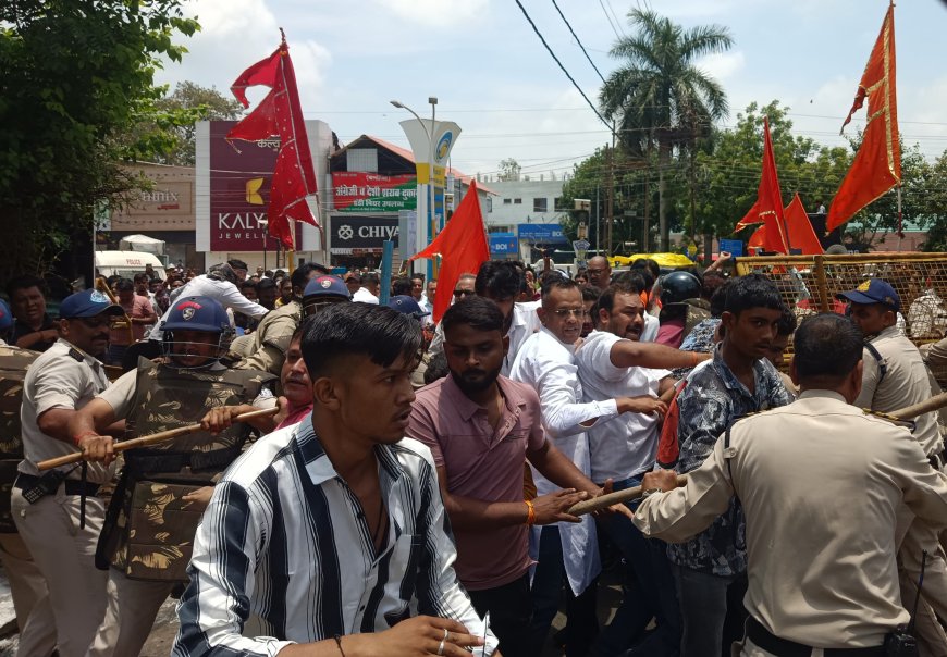 Jabalpur News: " रेंट " के विरोध में सदर बाजार बंद, आंदोलनकारी बैरिकेडिंग तोड़ घुसे...कैंट बोर्ड के सामने बैठे धरने पर