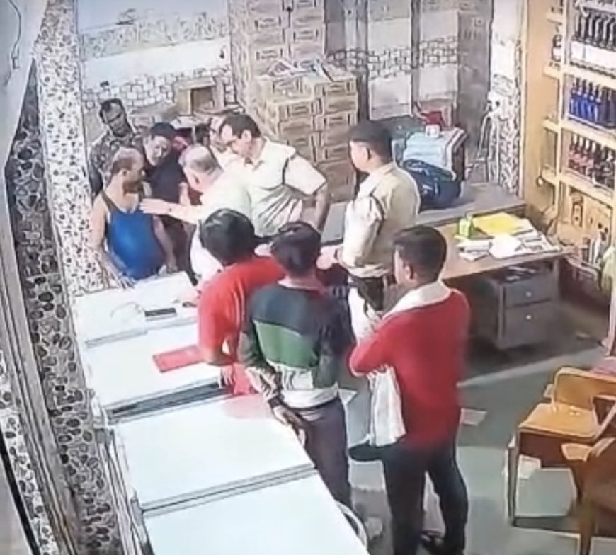 Jabalpur News: शराब ठेकेदार के कर्मचारियों से मारपीट कर सुर्खियों में आए सहायक आयुक्त दुबे, वीडियो हुआ वायरल