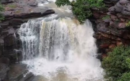 Jabalpur News: हनुमानताल का साहिल बगदरी फाॅल में बहा, सोमवार को फिर होगी तलाश