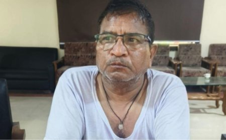 MP News: Jabalpur लोकायुक्त की टीम ने भोपाल में बड़े बाबू को रिश्वत लेते दबोचा