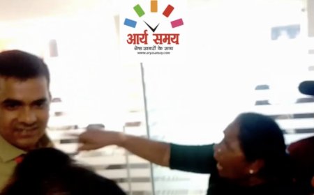 Jabalpur News: भाजपा संभागीय कार्यालय में राज्यसभा सांसद सुमित्रा बाल्मीकि से धक्का मुक्की, राष्ट्रीय अध्यक्ष ले रहे हैं बैठक