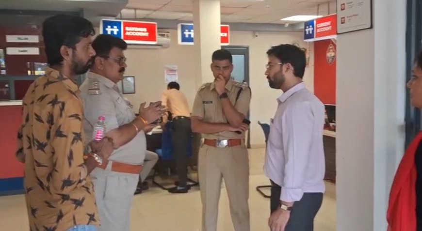 Jabalpur Breaking news: बैंक में कट्टे की नोक पर डकैती, 12 किलो सोना और 5 लाख नगदी ले गए