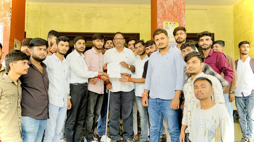 Jabalpur News: परीक्षा परिणामों में अनियमित्ताओं का आरोप लगा RDVV में एनएसयूआई ने किया प्रदर्शन