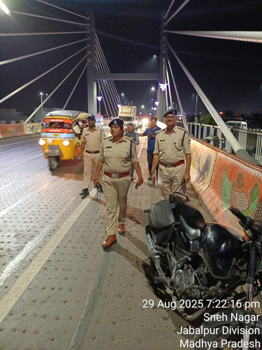 Jabalpur News: फ्लाईओवर पर रील्स बनाने वालों पर पुलिस ने कसा शिकंजा,190 के कटे चालान