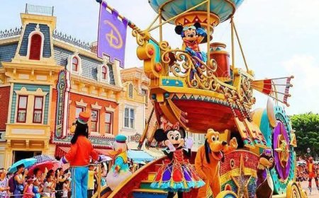 Jabalpur News: सदर में देखने मिलेगी डिज्नीलैंड की परेड, नवरात्र में किया गया आकर्षक झांकी का निर्माण