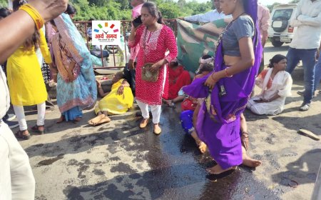 Jabalpur Breaking News: ग्रामीणों को लेकर जा रहा पिकअप नर्मदा पुल में पलटा पिकअप, 4 घायल