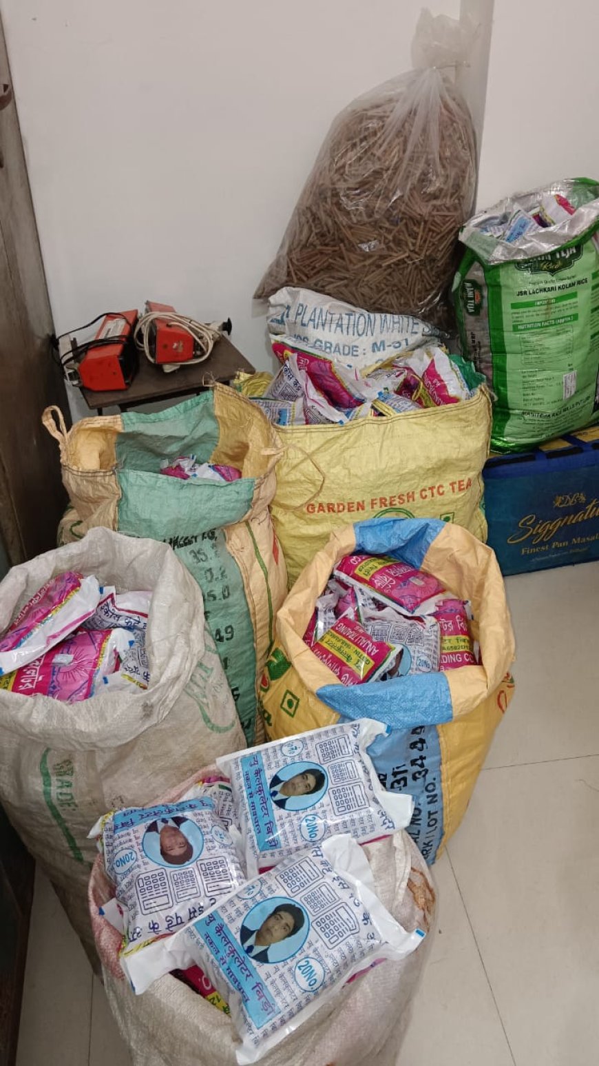 Jabalpur News: ब्रांडेड कंपनी के पैकिट में अपनी बीड़ी पैक कर बेचने वाले को पुलिस ने दबोचा