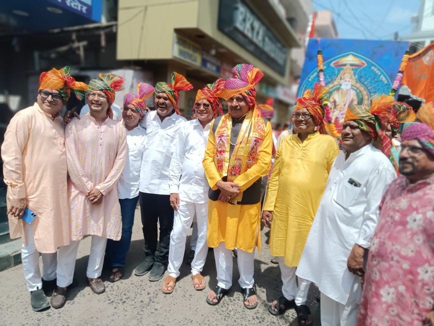 Jabalpur News:अग्रसेन जंयती पर सदर में निकाली गई शोभायात्रा