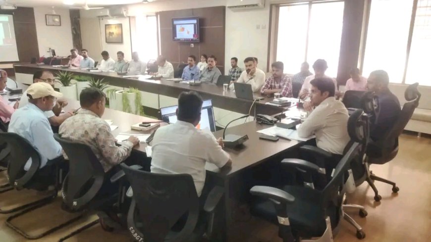 Balaghat News:कलेक्टर ने विभागीय कार्य योजना की समीक्षा बैठक में दिए दिशा निर्देश