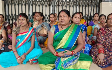 Jabalpur News: प्रकाश सिक्योरिटी गार्ड एवं वर्कस कान्ट्रेक्टर ने चार माह से नहीं दिया वेतन, एल्गिन हास्पिटल में आउटसोर्स सपोर्ट की हड़ताल