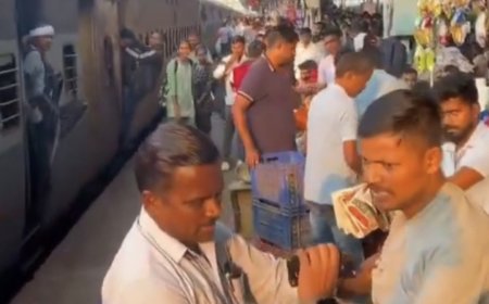 Jabalpur News: दो समोसे के लिए यात्री की घड़ी गिरवी रखने वाले वेंडर को रेलवे ने दिखाया बाहर का रास्ता