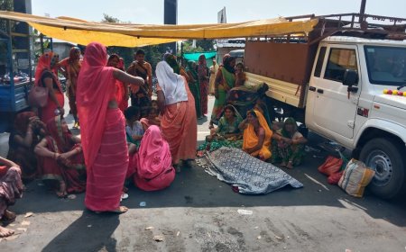 Jabalpur News: ट्रांसफार्मर की अर्थिंग तार में करंट आने से महिला की मौत, ग्रामीणों ने किया चकाजाम