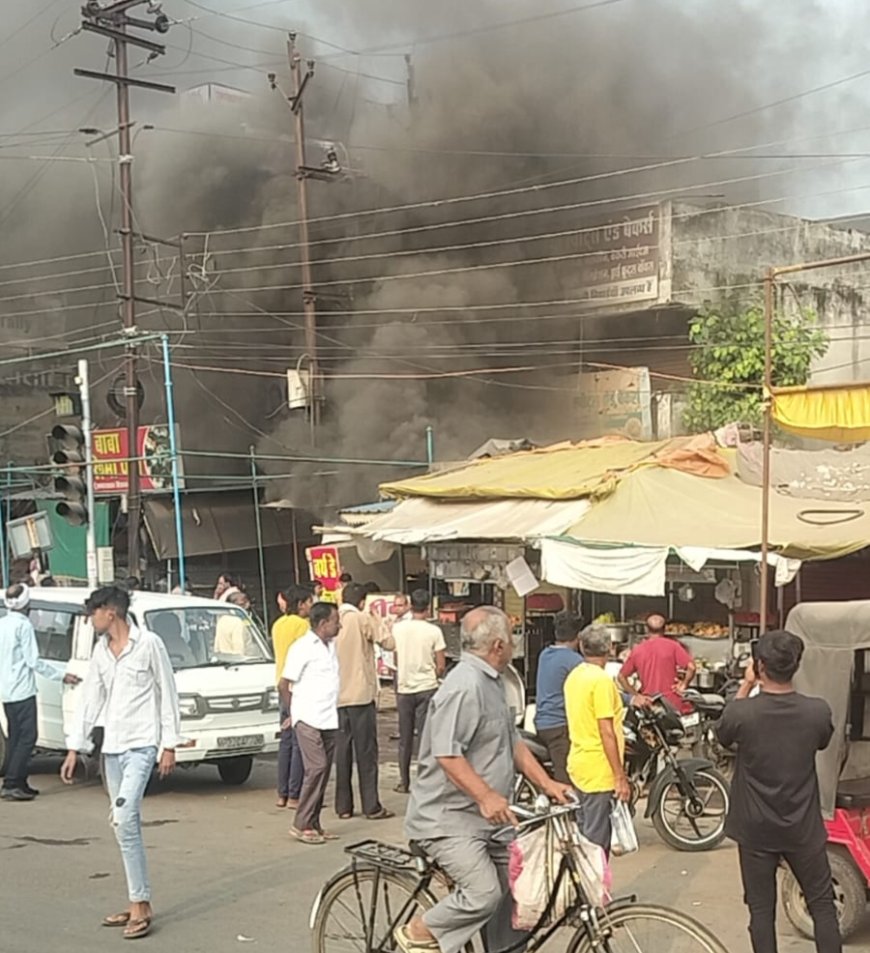 Jabalpur News: अधारताल चौराहे पास सुबह-सुबह हादसा, होटल में लगी आग