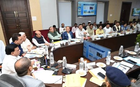 Jabalpur News: डिप्टी सीएम देवड़ा की अध्यक्षता में आयोजित हुई जिला विकास सलाहकार समिति की बैठक