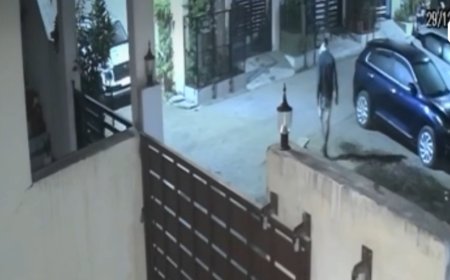 Jabalpur News: तिलहरी में फौजी के घर में घुसे चोर, सीसीटीवी फुटेज में आए नजर