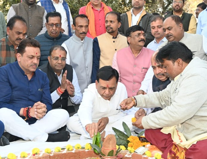 Jabalpur News: उप मुख्यमंत्री देवड़ा ने किया 1.80  करोड़ रुपए से बनने वाले गोराबाजार थाना के नए भवन का भूमिपूजन