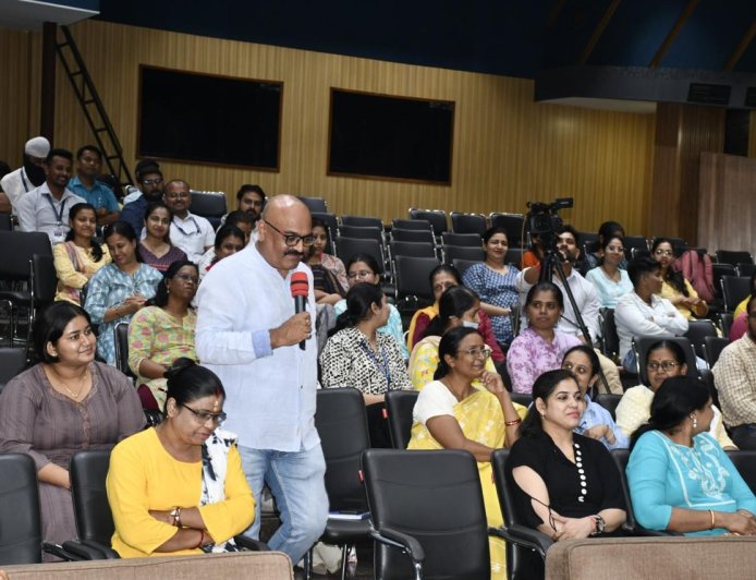 Jabalpur News: जयपुर में आशुतोष द्विवेदी सुनाएंगे कहानी "मेरे मार्क्स मत पूछो"