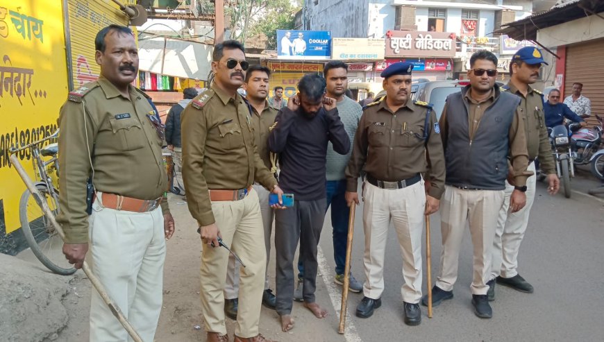 Jabalpur News: शातिर बदमाश संजू पटेल एनएसए में गिरफ्तार, पुलिस ने उन क्षेत्रों में पैदल कान पकड़ घुमवाया जहां था उसका आतंक